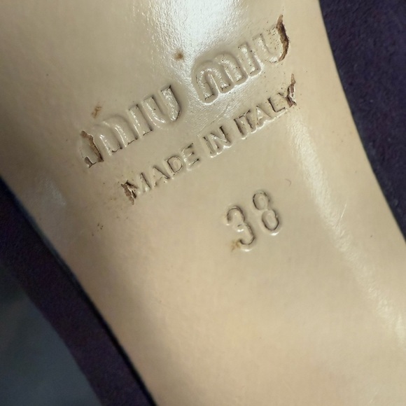 Miu Miu Purple Suede Crystal Embellished Peep Toe Platform Pumps Size 38 - Picture 11 of 11